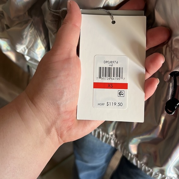 NWT. DKNY Sport Iridescent Windbreaker - Picture 8 of 9